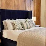 Dalton House * Whitby