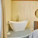 Dalton House Nyaraló