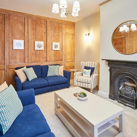 Dalton House Holiday home *